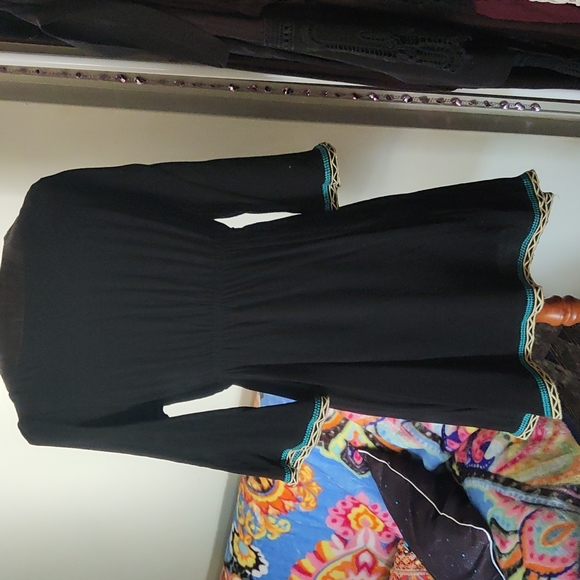 Sz 12, embroidered blouse - Picture 5 of 5